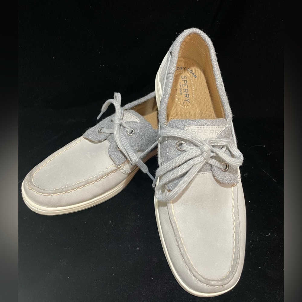 Gray Sperry topsider boat shoe